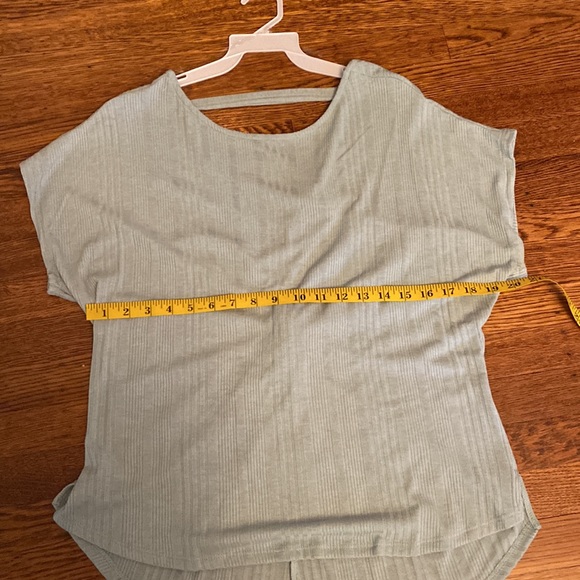 Blue Sage Open Back Ribbed Short Sleeve Top - Picture 15 of 16